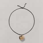 SMALL AMPLE NECKLACE