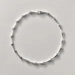 LARGE LINKED NECKLACE