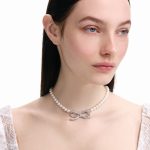 PEARL BOW NECKLACE - Image 3