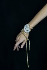 KNOT BOX CHAIN TIE - Image 2