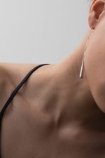 LONG TEARDROP EARRING - Image 4