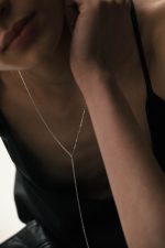 LONG TEARDROP NECKLACE - Image 3