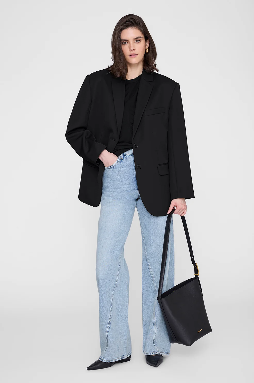 ELLY MEDIUM BUCKET BAG GRAINED LEATHER - Image 2